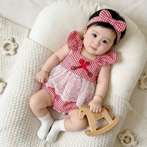 3M-2Y Summer Sweet Style Baby Bodysuit Red Plaid Strawberry Print Lace One Piece Clothes for Girls Soft Cotton Infant Romper